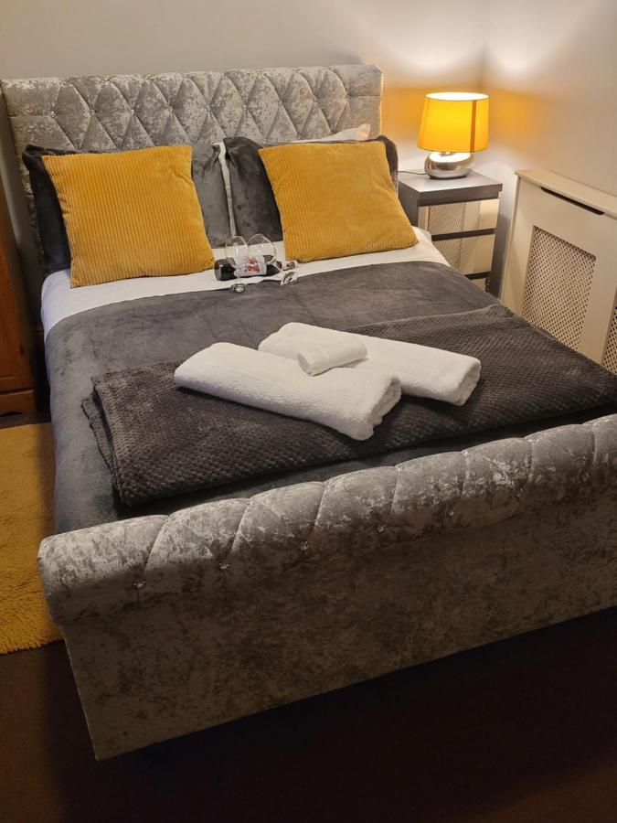 Mel'S Springfield Home Манчестер Екстер'єр фото